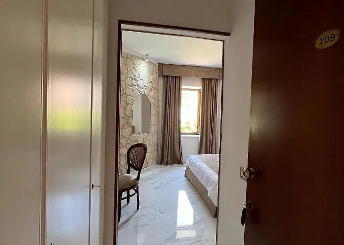 ホテル Edelweiss 3*